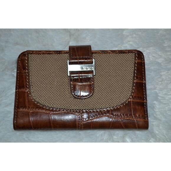 Knomo Slim Women's Wallet with Magnetic Closure1 - Picture 1 of 5